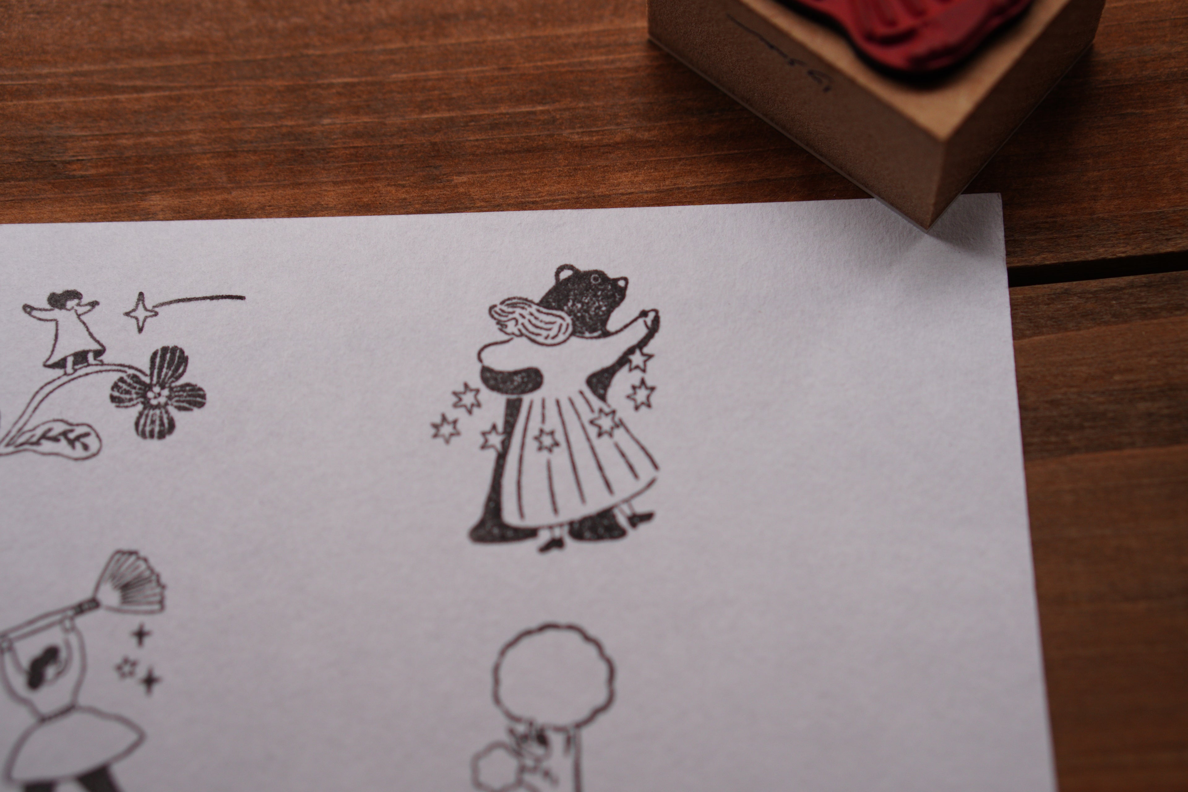 Dancing with the bear Stamp 印章