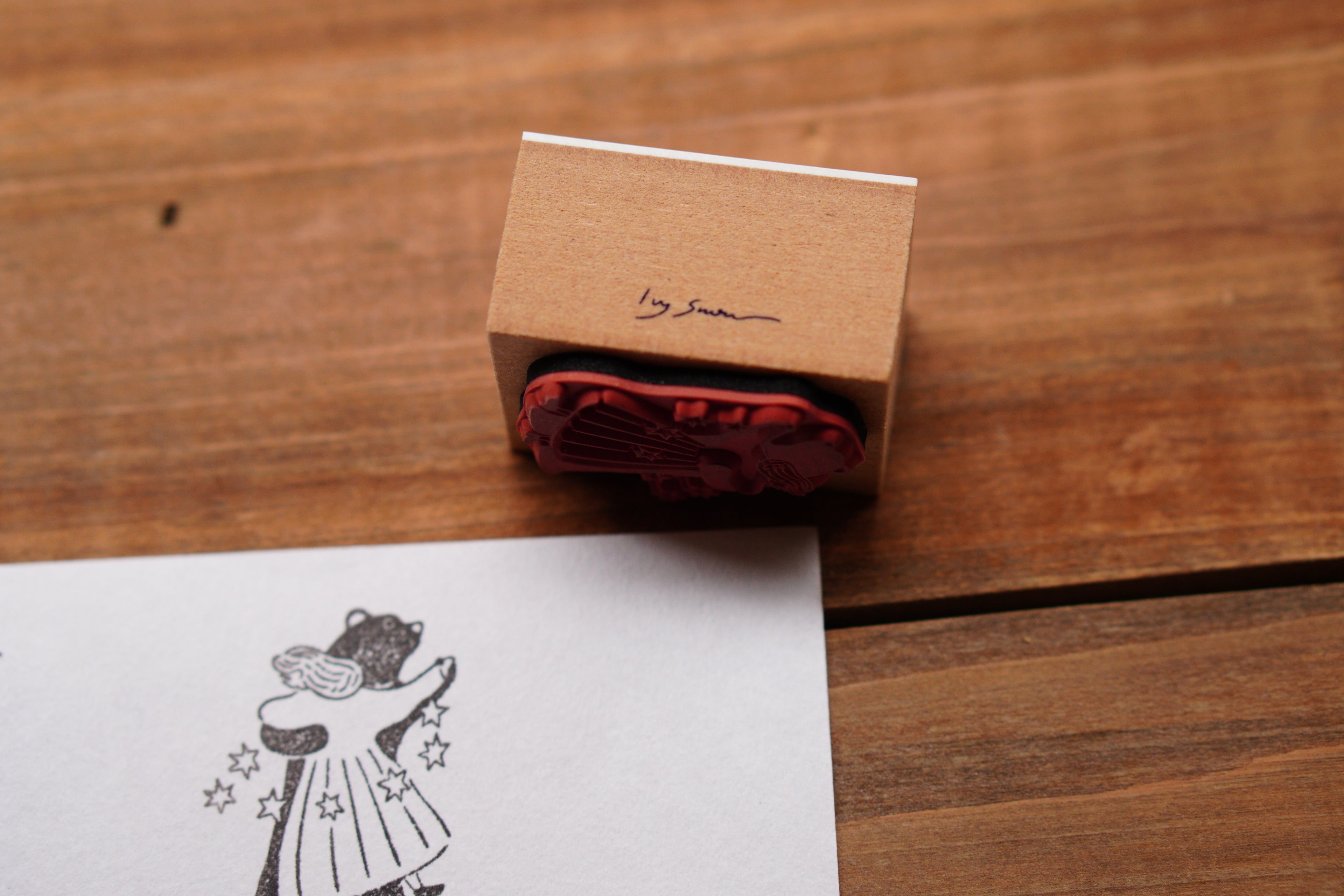 Dancing with the bear Stamp 印章