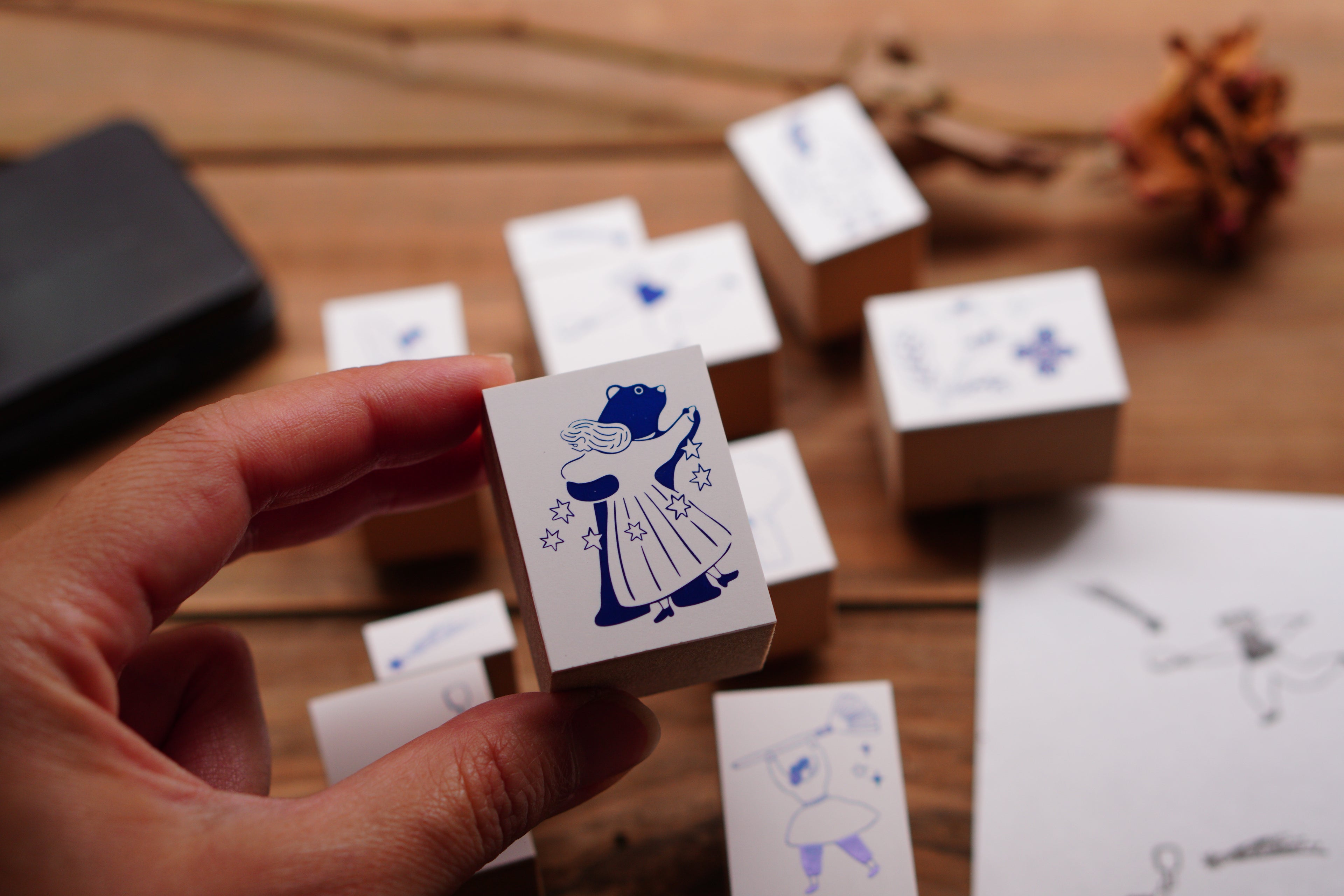 Dancing with the bear Stamp 印章